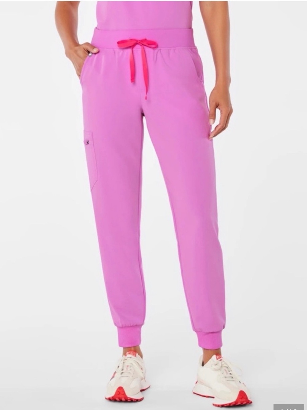 Looking for HIGH waisted joggers in Pink Cloud Figs 💕💕💕💕